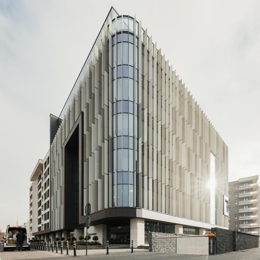Nest Inn Stiletto Apartment คลูจ-นาโปกา ภายนอก รูปภาพ